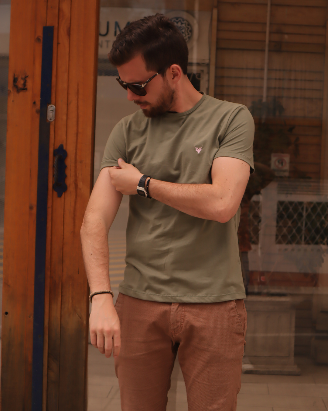 Camiseta Verde Militar