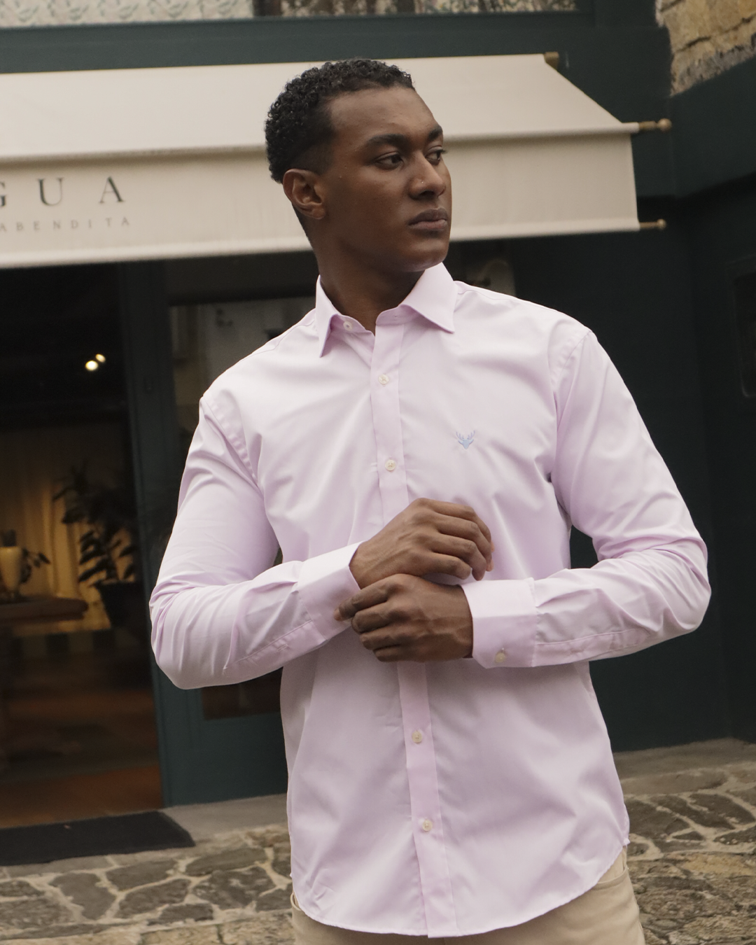 Camisa Rosada Cuello Francés